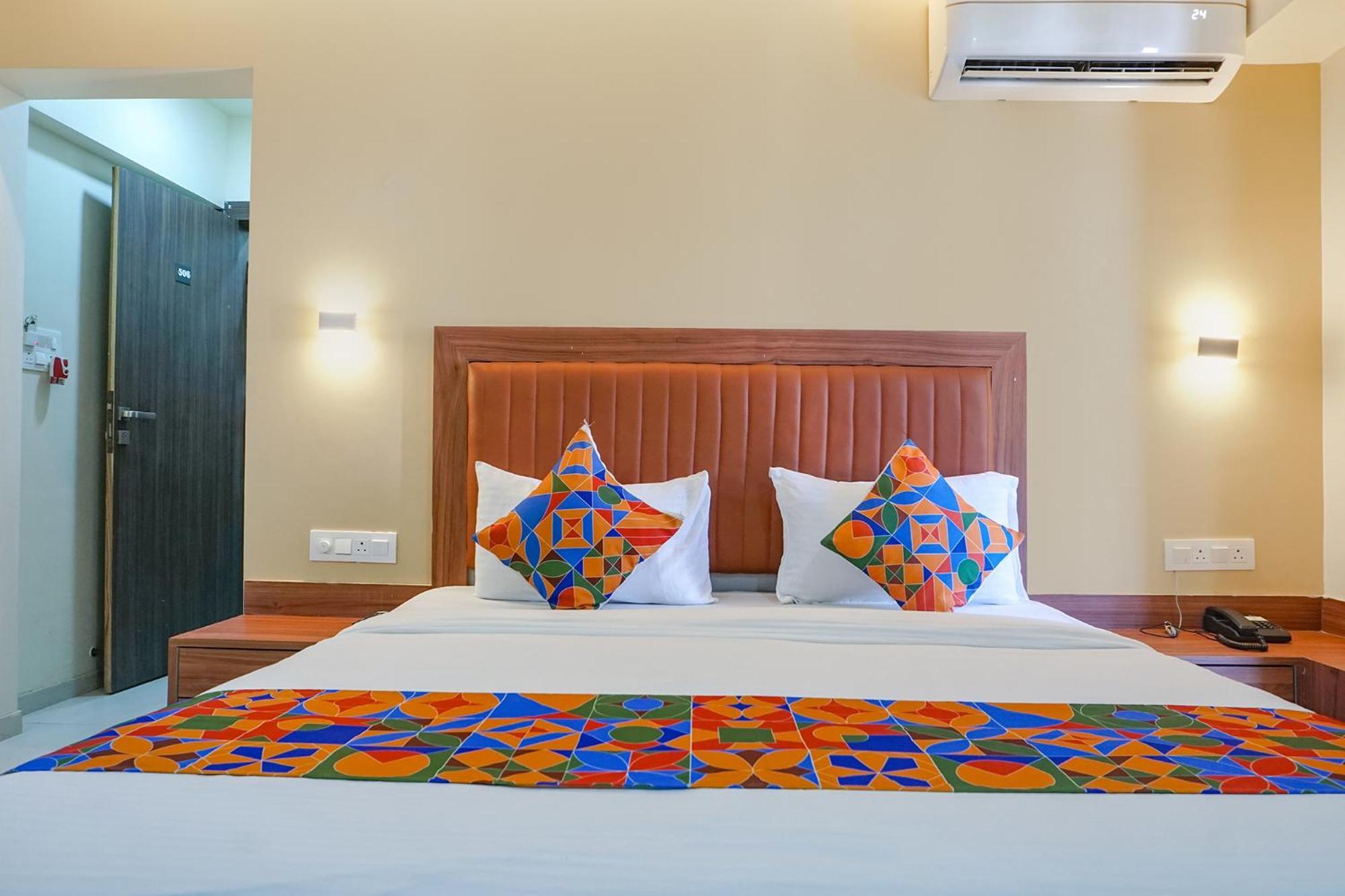 Fabhotel Emersion Residency - High Street Near Laxman Nagar, Baner Púna Kültér fotó