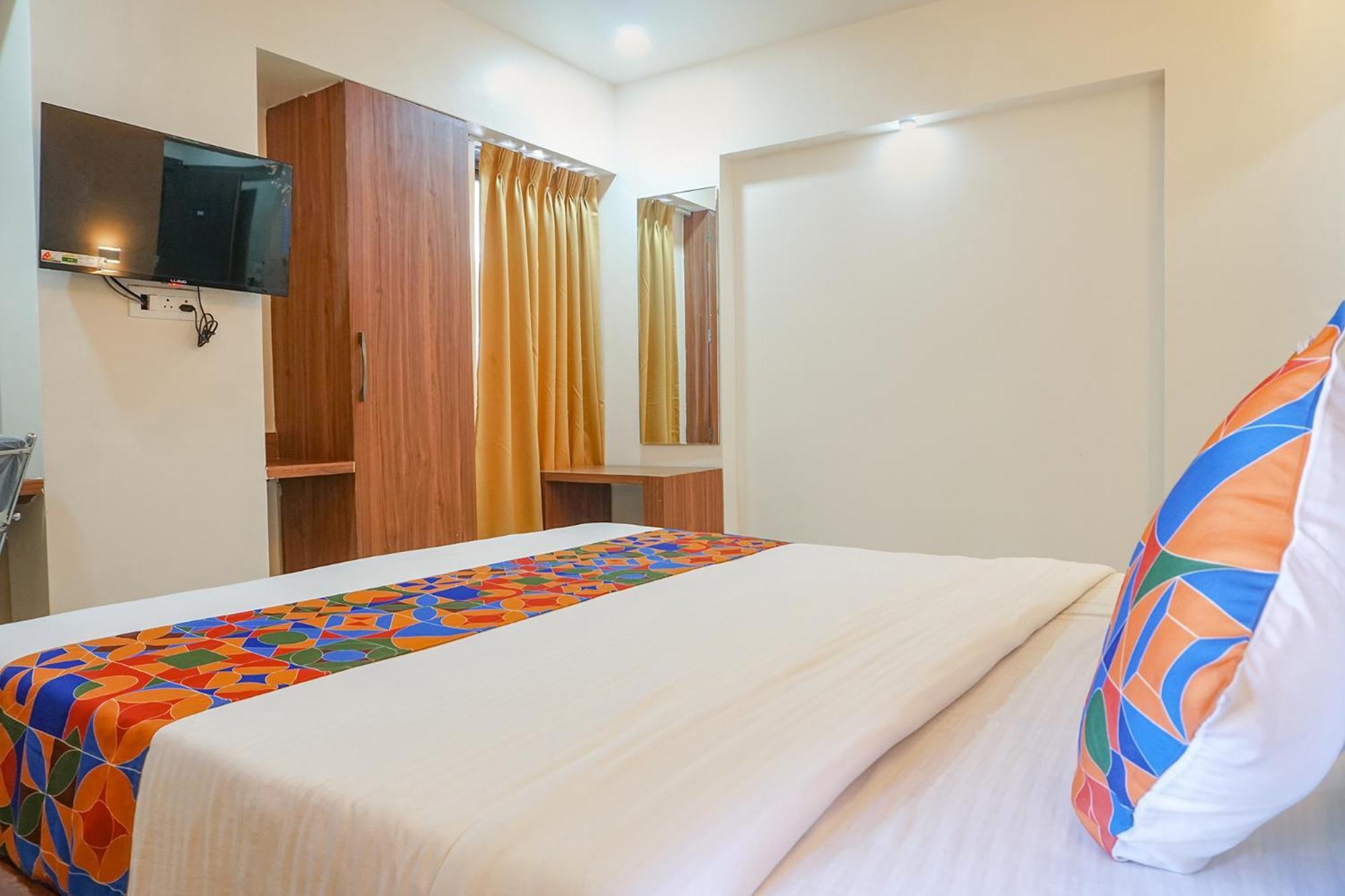 Fabhotel Emersion Residency - High Street Near Laxman Nagar, Baner Púna Kültér fotó