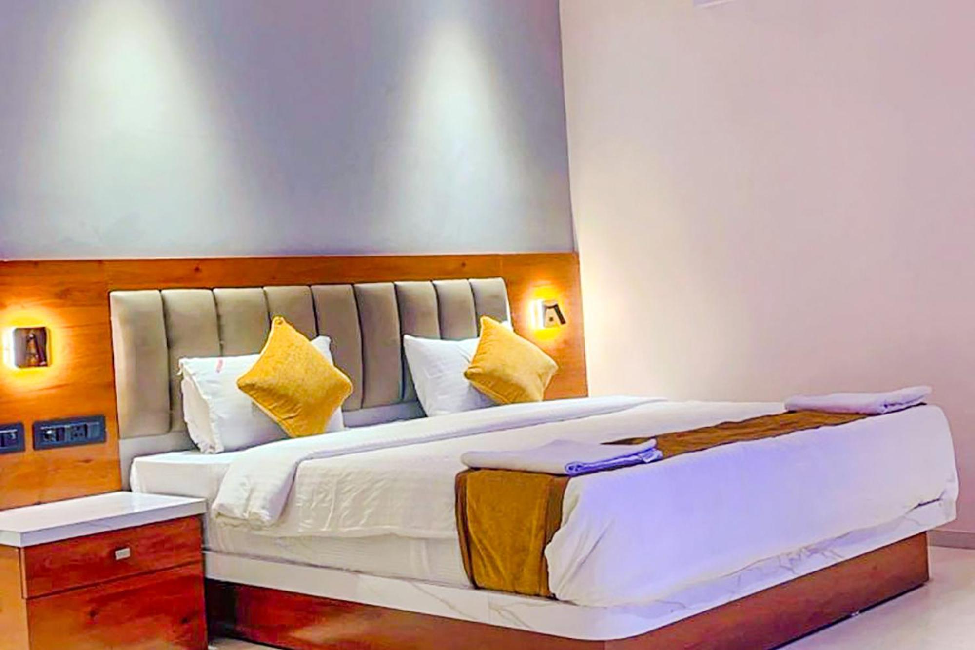 Fabhotel Emersion Residency - High Street Near Laxman Nagar, Baner Púna Kültér fotó