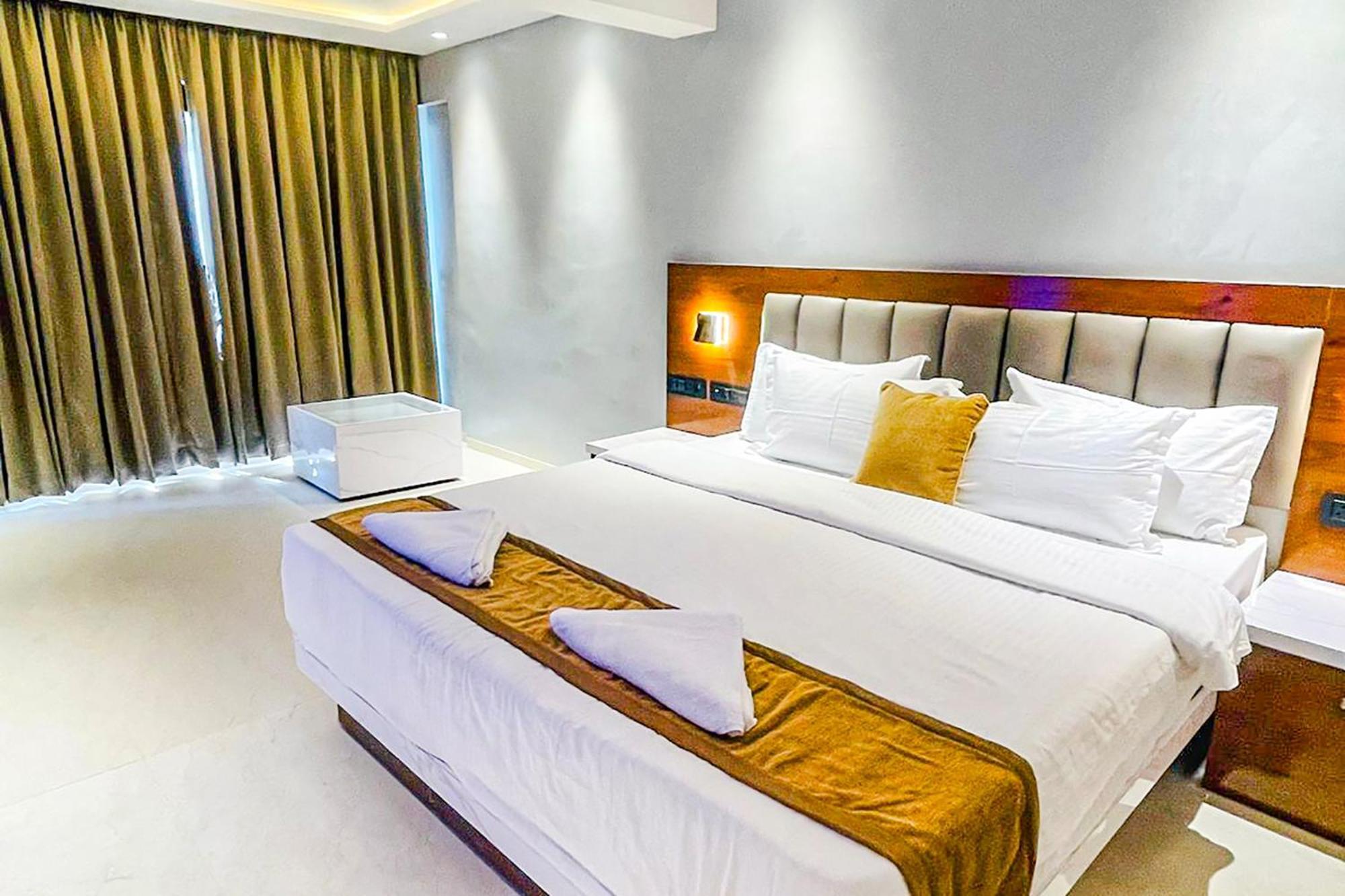 Fabhotel Emersion Residency - High Street Near Laxman Nagar, Baner Púna Kültér fotó